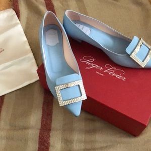 BRAND NEW Roger Vivier Tres Vivier Crystal Buckle